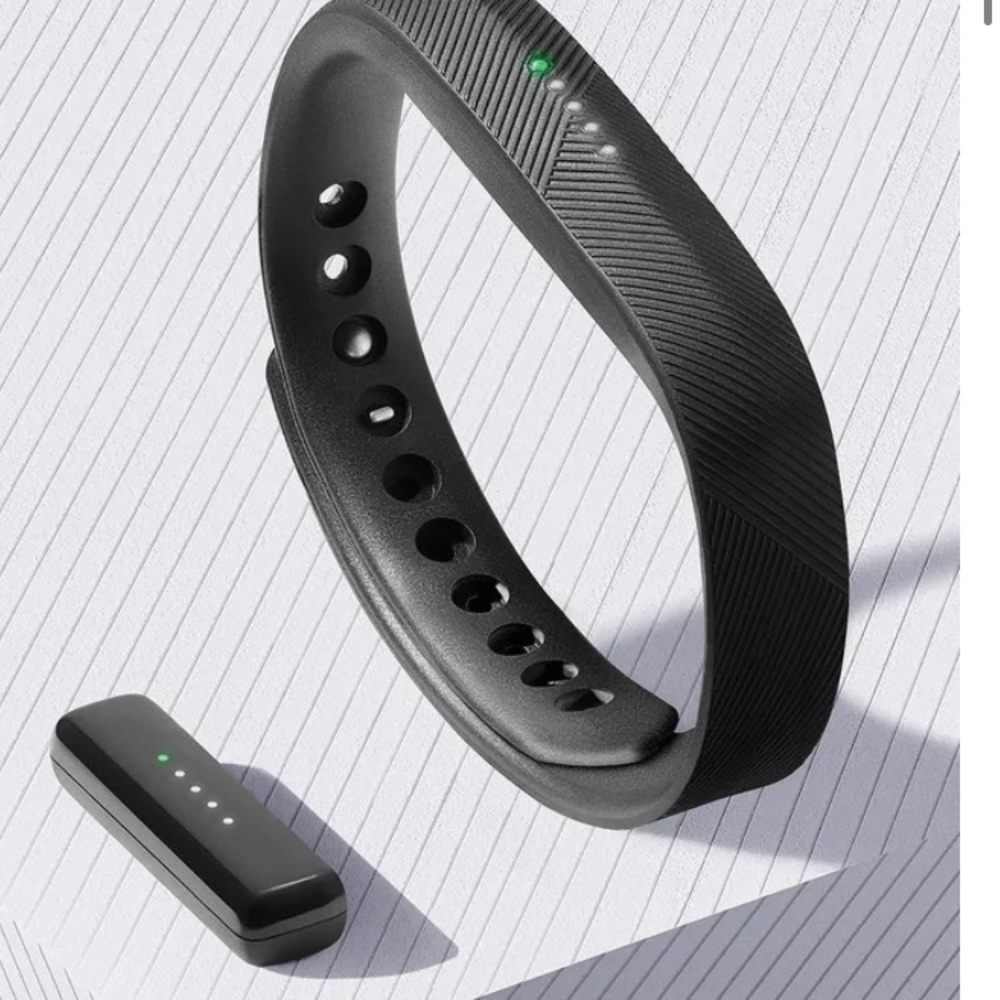Fitbit Flex - Sleep and Activity Tracker